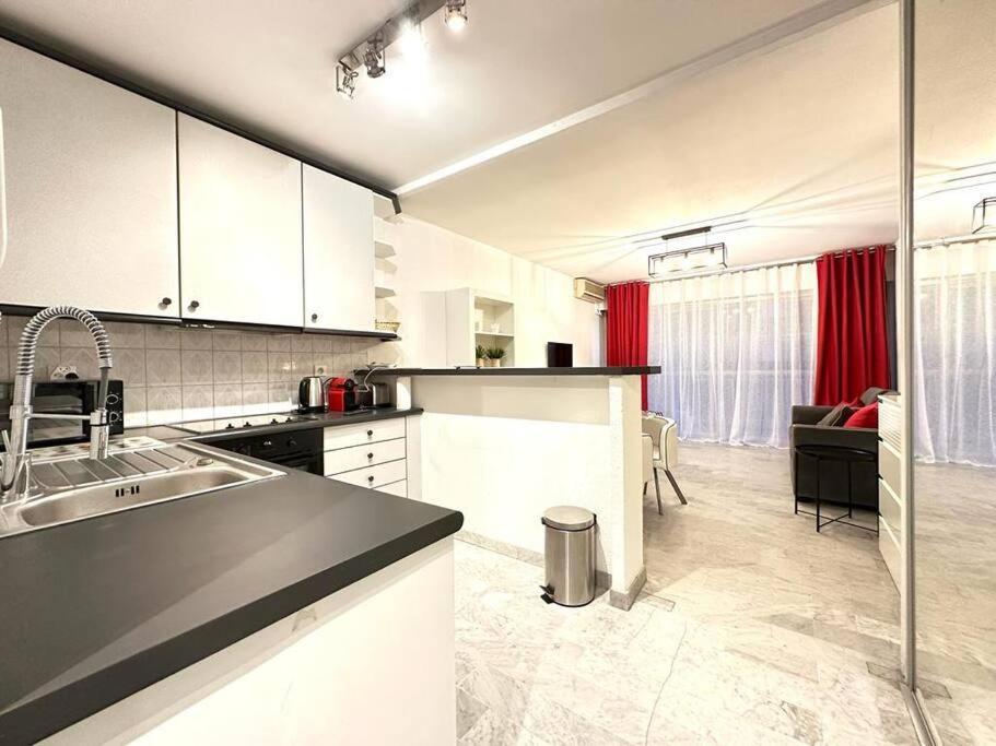 Beau Studio Centre Juan Les Pins A 300M Des Plages Antibes Zewnętrze zdjęcie