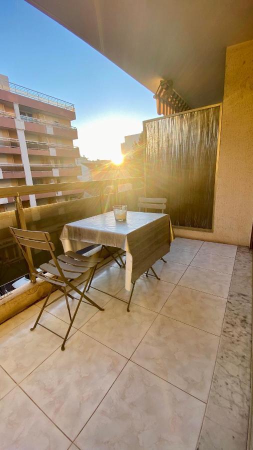 Beau Studio Centre Juan Les Pins A 300M Des Plages Antibes Zewnętrze zdjęcie