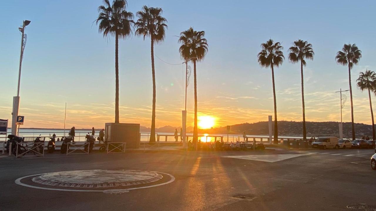 Beau Studio Centre Juan Les Pins A 300M Des Plages Antibes Zewnętrze zdjęcie